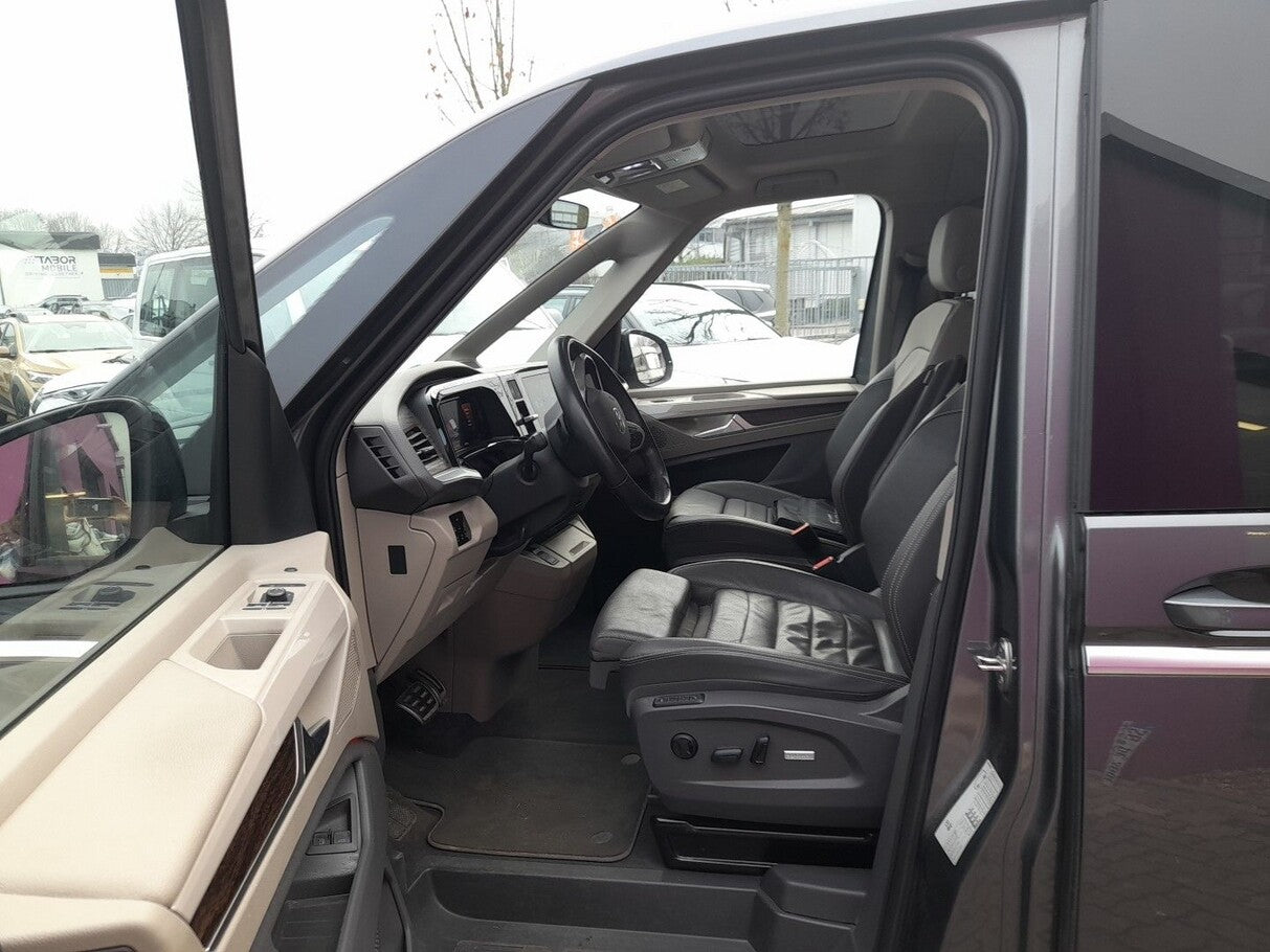 Volkswagen T7 Multivan 1.4 eHybrid 218 DSG Style Matrix DCC 108531256 6