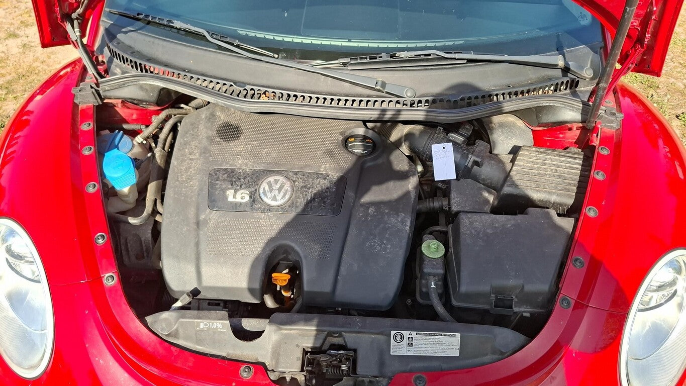 Volkswagen New Beetle 1.6 SD Klima LM PDC GRA ZV 169189349 11