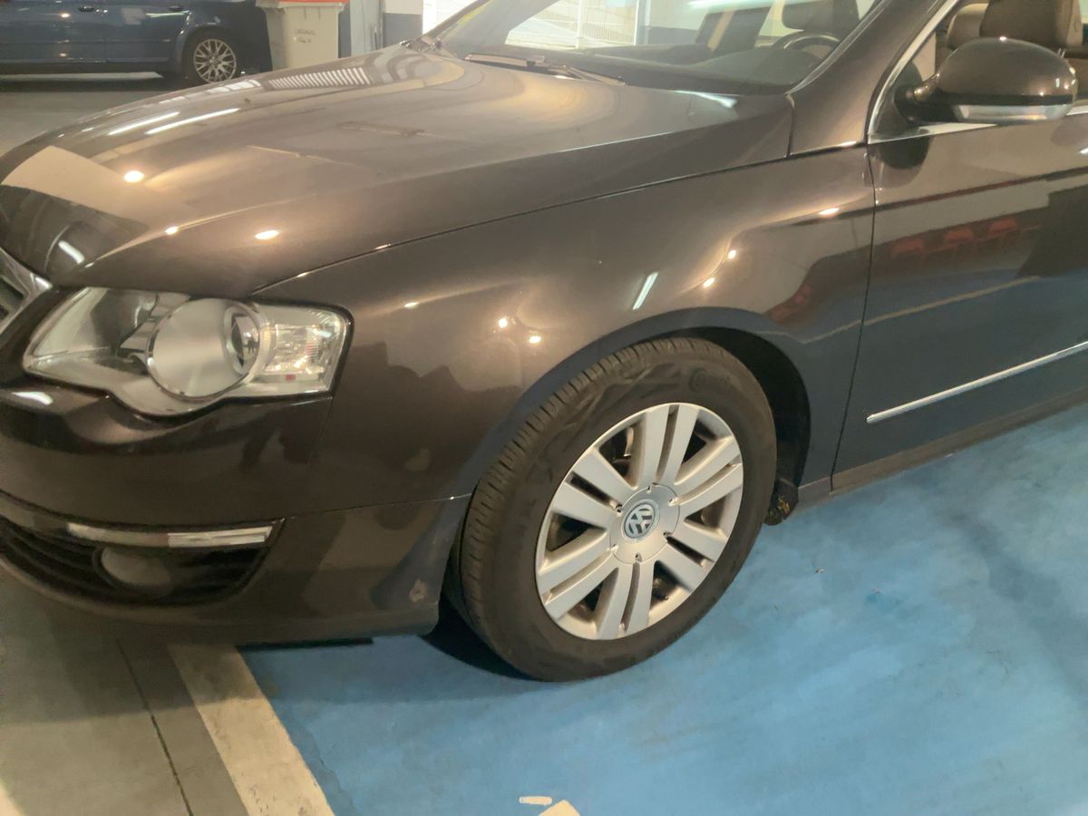 Lateral delantero izquierdo