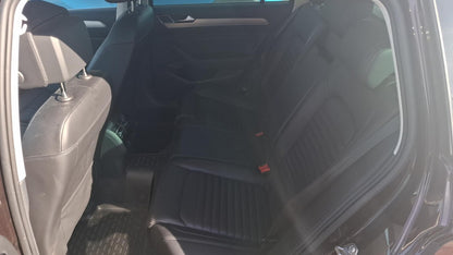 Volkswagen Passat Variant 1.8 TSI Highl Leder ACC LED Keyl 141772933 7