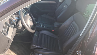 Volkswagen Passat Variant 1.8 TSI Highl Leder ACC LED Keyl 141772933 6