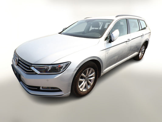 Volkswagen Passat Variant 1.4 TSI 150 Comfortline AHK SHZ 132104887 0
