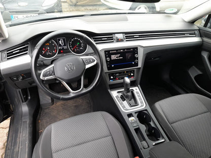 Volkswagen Passat Variant 1.5 TSI 150 DSG Nav PDC SHZ Temp 120993795 8