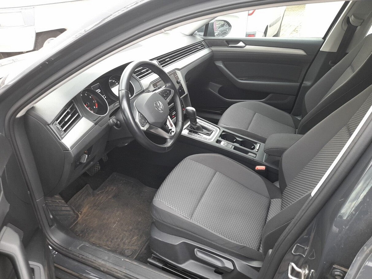 Volkswagen Passat Variant 1.5 TSI 150 DSG Nav PDC SHZ Temp 120993795 6