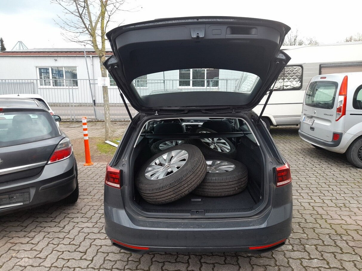 Volkswagen Passat Variant 1.5 TSI 150 DSG Nav PDC SHZ Temp 120993795 4