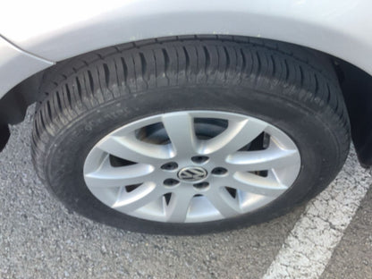 Neumático trasero derecho