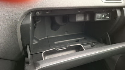 Volkswagen Polo 1.2 CL PDC GRA Climatic RCD 210 MP3 150980166 12