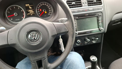 Volkswagen Polo 1.2 CL PDC GRA Climatic RCD 210 MP3 150980166 6