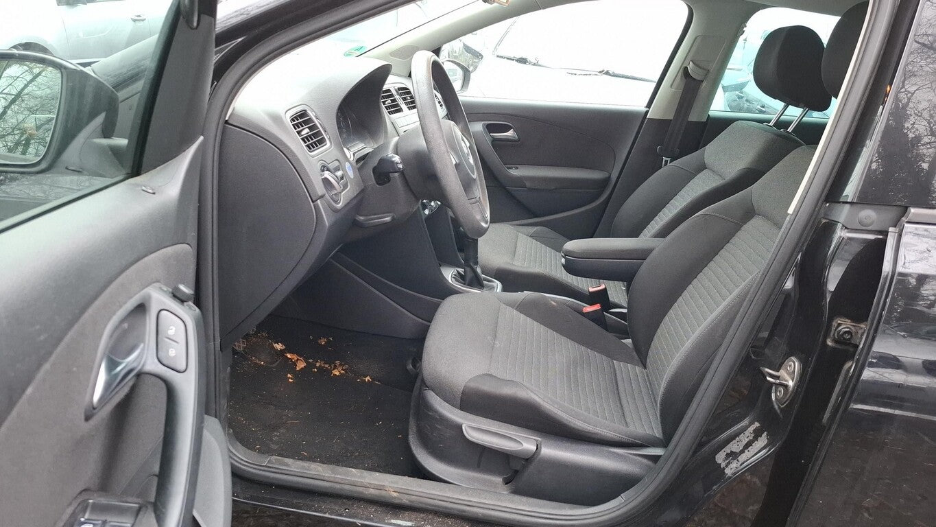 Volkswagen Polo 1.2 CL PDC GRA Climatic RCD 210 MP3 150980166 7