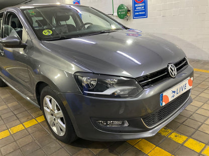 Lateral delantero derecho