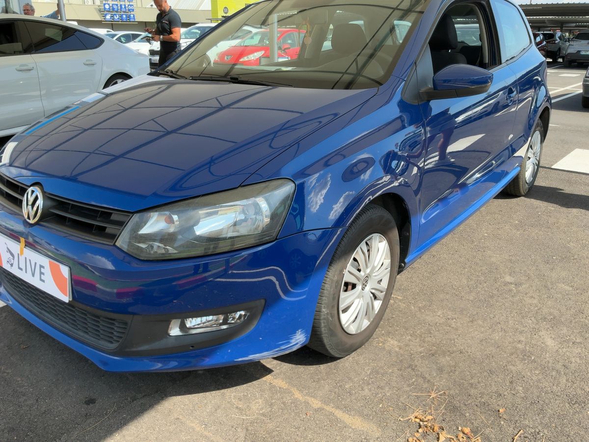 Frontal izquierda