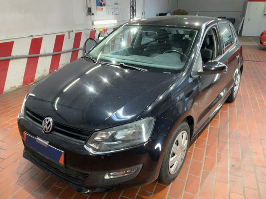Frontal izquierda