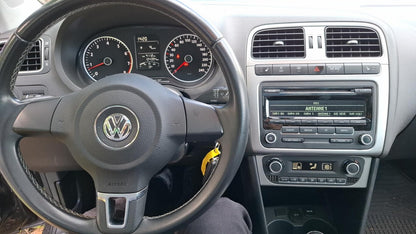 Volkswagen Polo 1.2 TSI Life Pano LM  PDC GRA Climatr SHZ 135648409 6