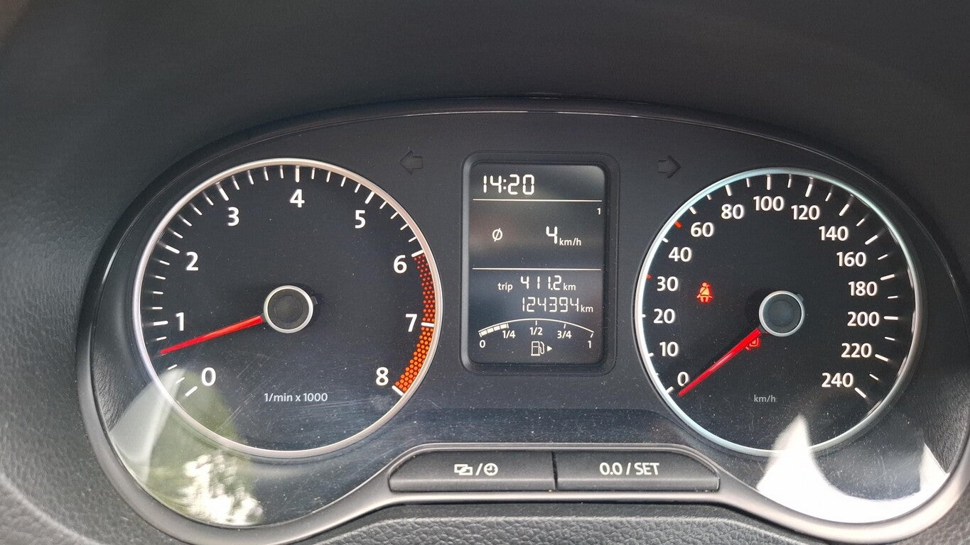 Volkswagen Polo 1.2 TSI Life Pano LM  PDC GRA Climatr SHZ 135648409 5