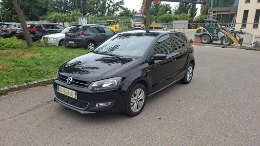 Volkswagen Polo 1.6 TDI Life Climatr PDC LM GRA el.FH 130197602 0