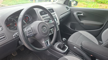 Volkswagen Polo 1.6 TDI Life Climatr PDC LM GRA el.FH 130197602 6