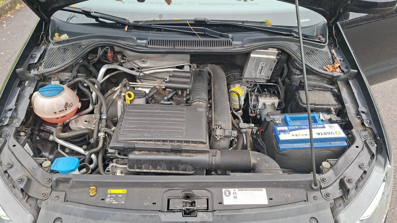 Volkswagen Polo 1.2 TSI Highline DSG LED NAV LM Climatr PDC 144674166 10
