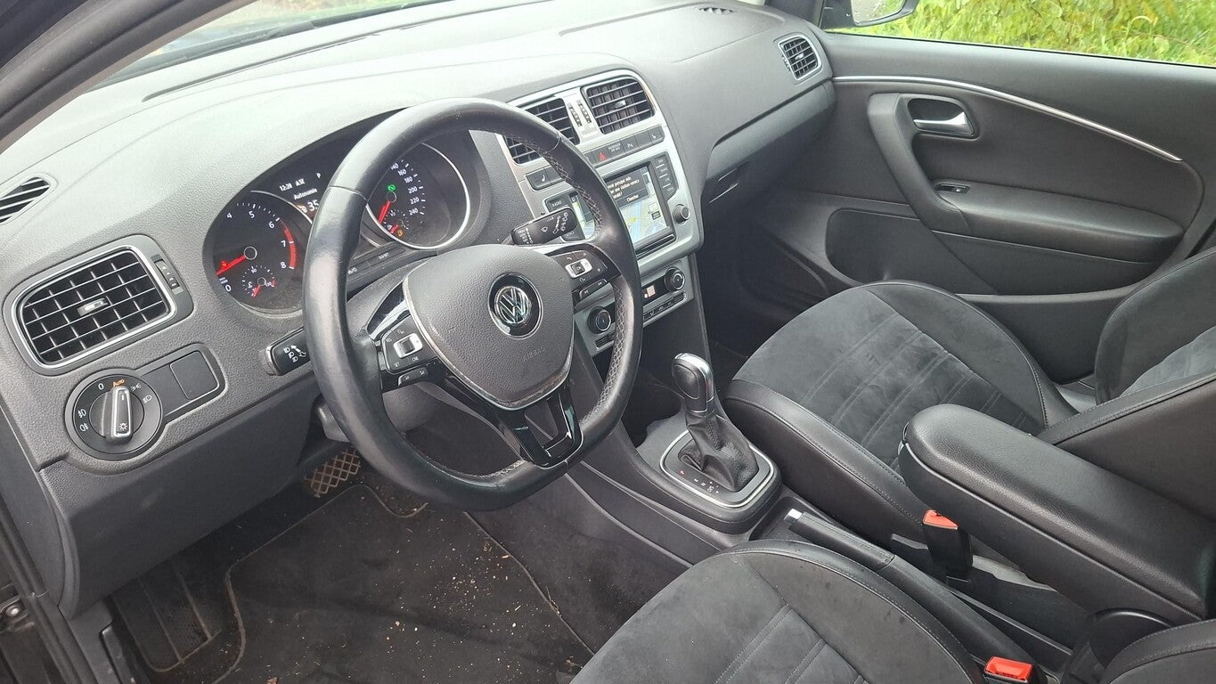 Volkswagen Polo 1.2 TSI Highline DSG LED NAV LM Climatr PDC 144674166 6