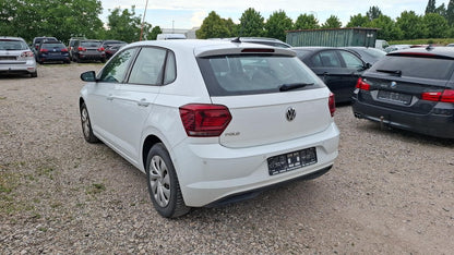 Volkswagen Polo 1.0 TSI Comfortline DSG Navi PDC SHZ ACC 131010585 3