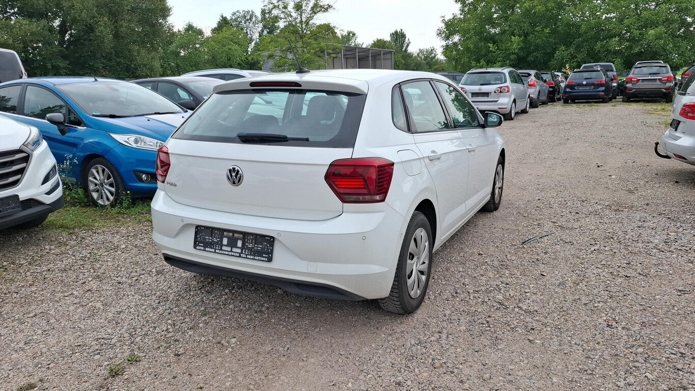 Volkswagen Polo 1.0 TSI Comfortline DSG Navi PDC SHZ ACC 131010585 2