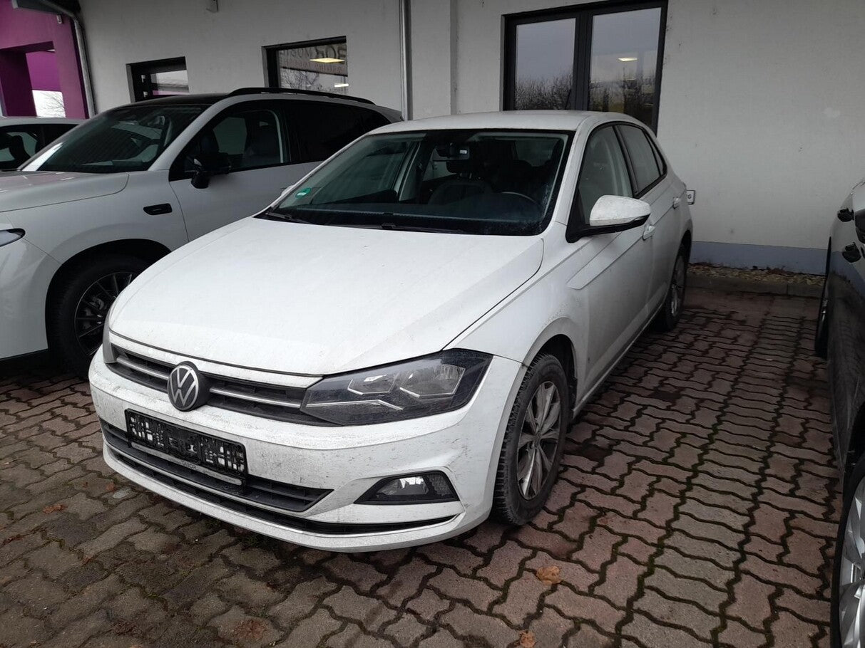 Volkswagen Polo 1.0 TSI 95 DSG Highline AppCo 15Z Temp DAB 155180979 1