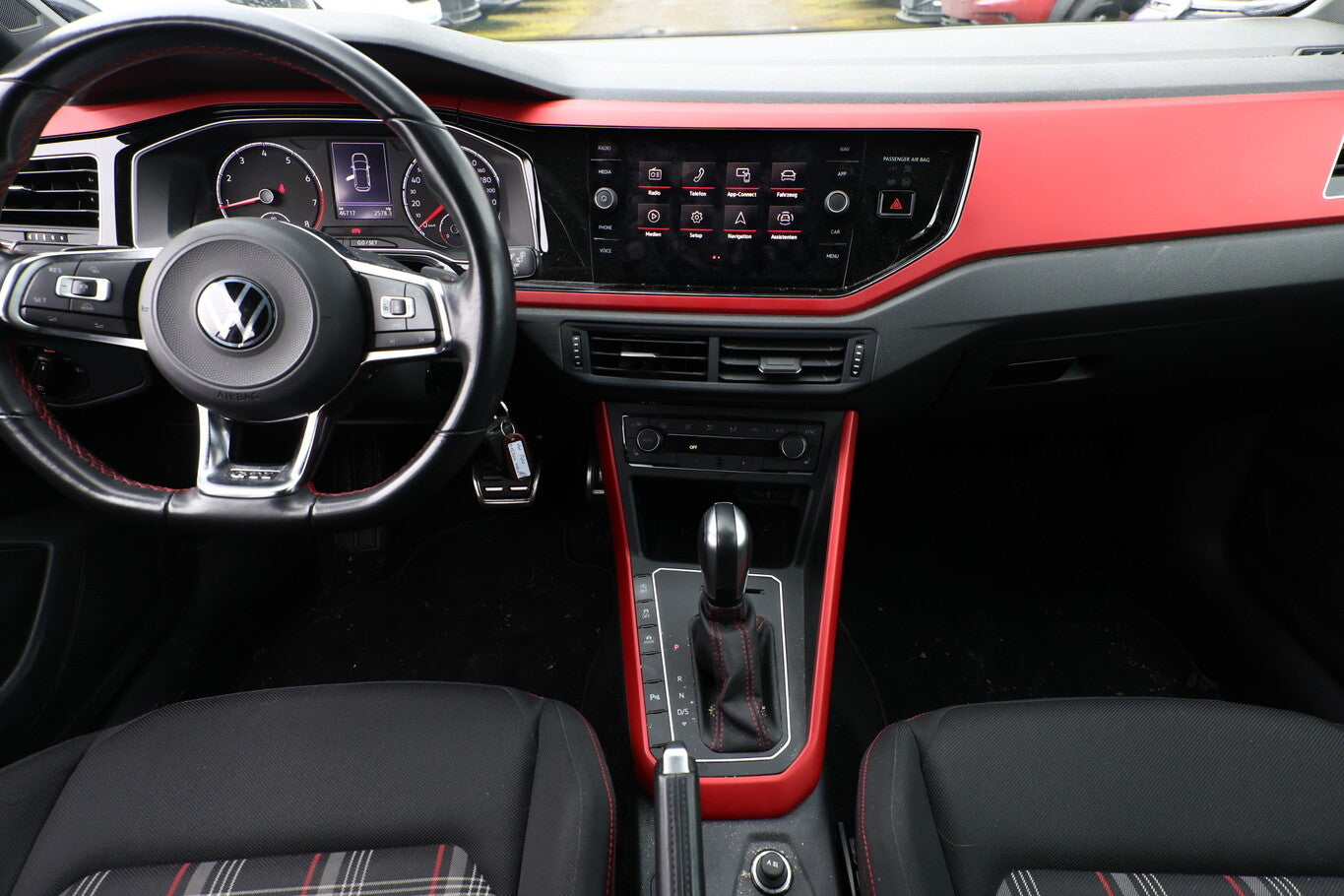 Volkswagen Polo 2.0 TSI 200 DSG GTI Nav LED LM18Z ACC Kam 153969252 7