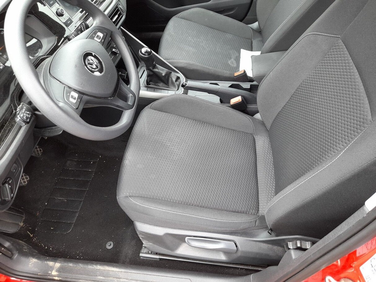 Volkswagen Polo 1.0 TSI 95 Comfortline Klima LM15Z CompC  118655043 4