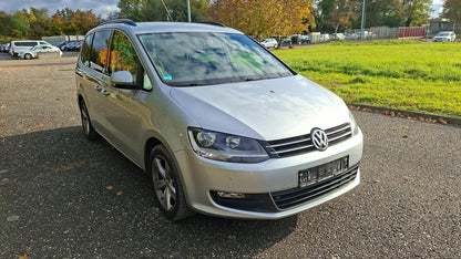 Volkswagen Sharan 2.0 TDI DSG CL Navi Kamera PDC LM SHZ 166261352 1