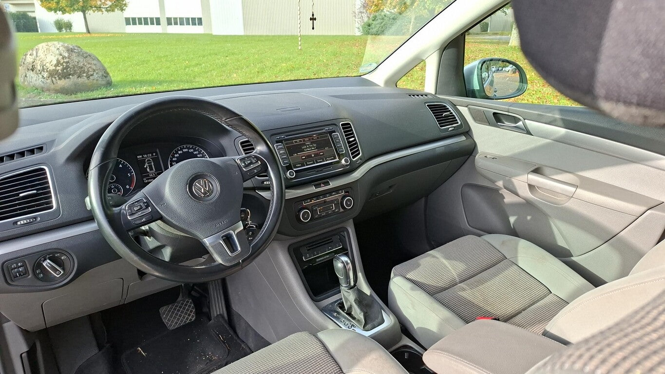 Volkswagen Sharan 2.0 TDI DSG CL Navi Kamera PDC LM SHZ 139796371 6