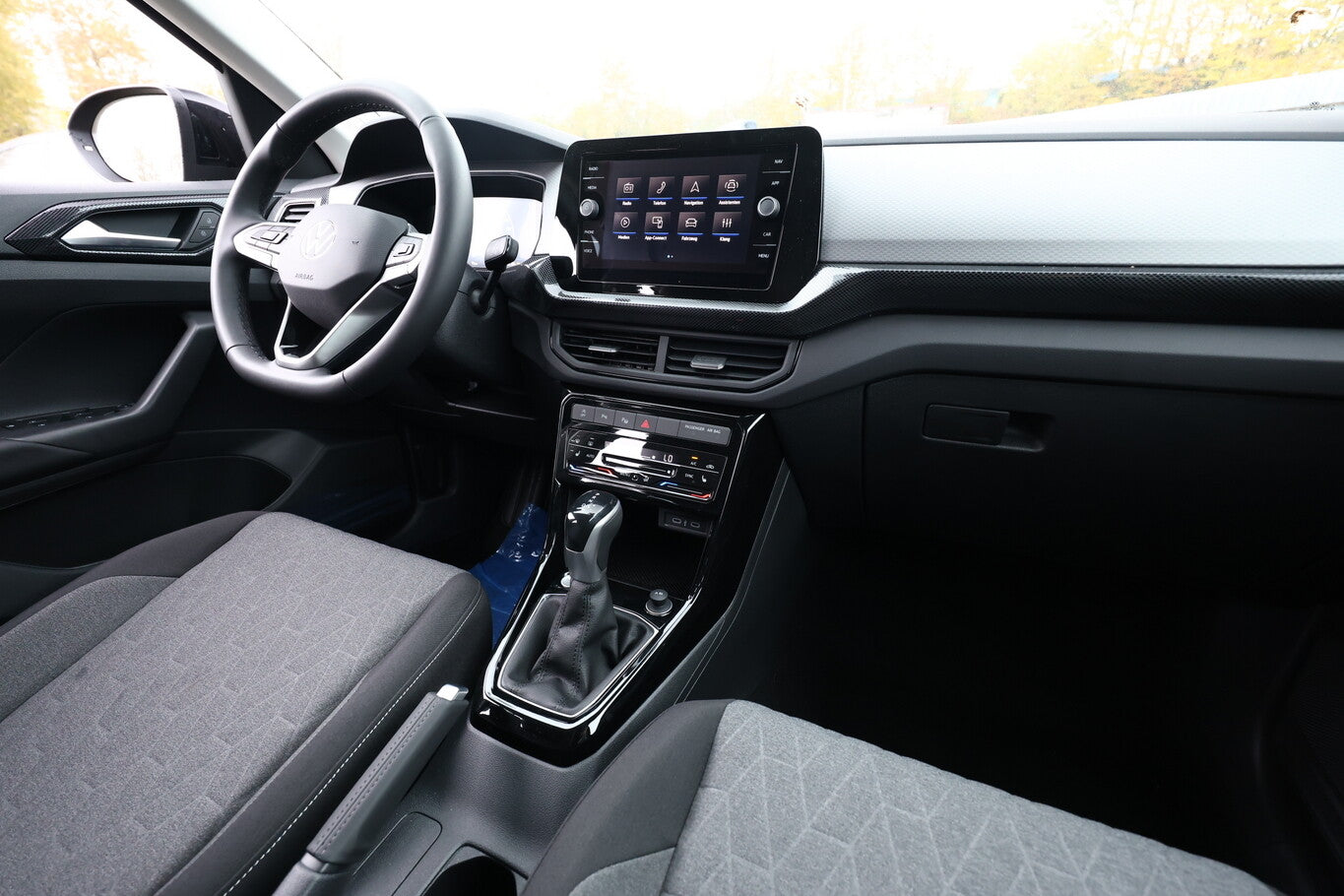 Volkswagen T-Cross TSI 115 DSG IQDrive SHZ Keyl ParkAs KAM 97124689 8