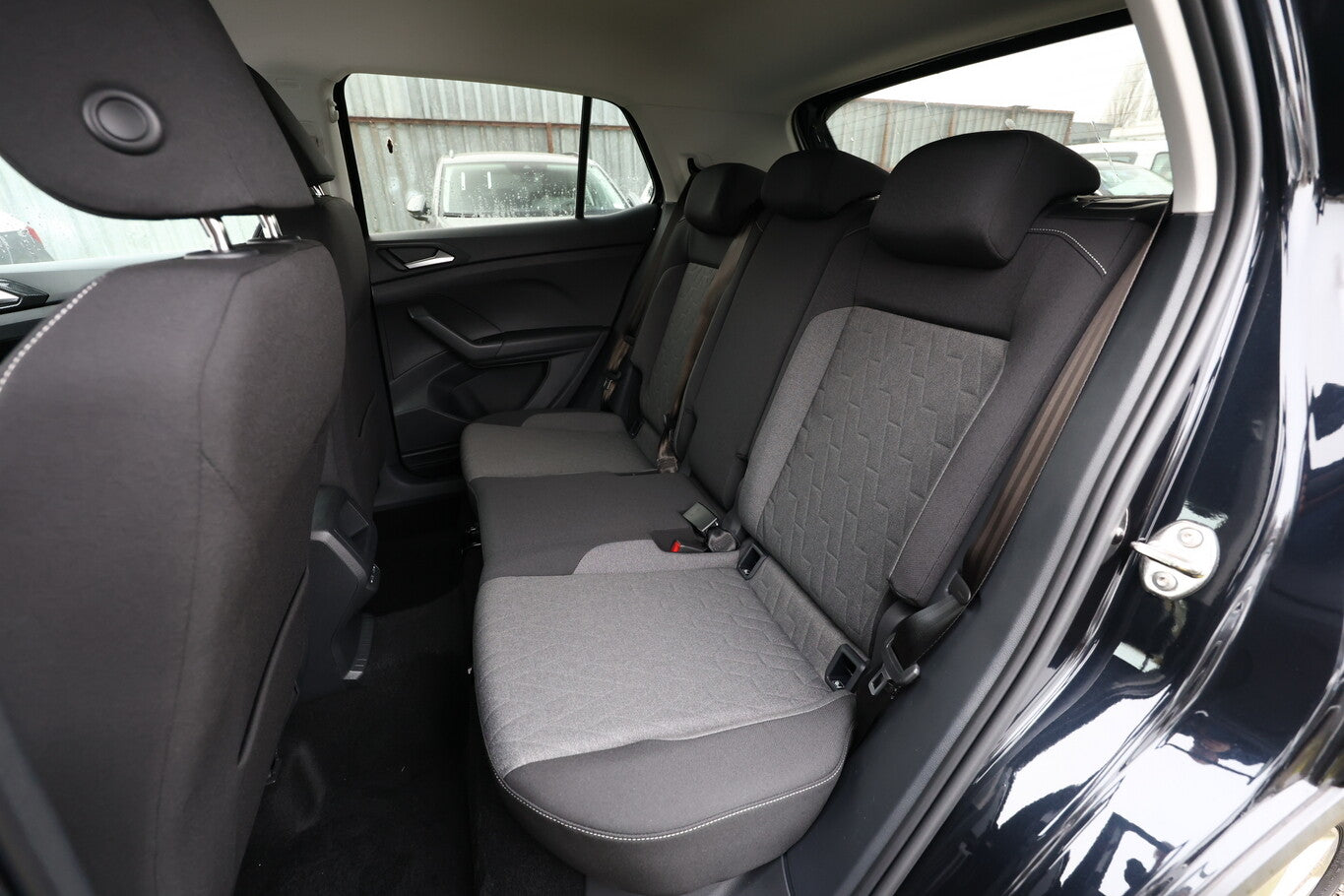 Volkswagen T-Cross TSI 115 DSG IQDrive SHZ Keyl ParkAs KAM 97124680 9