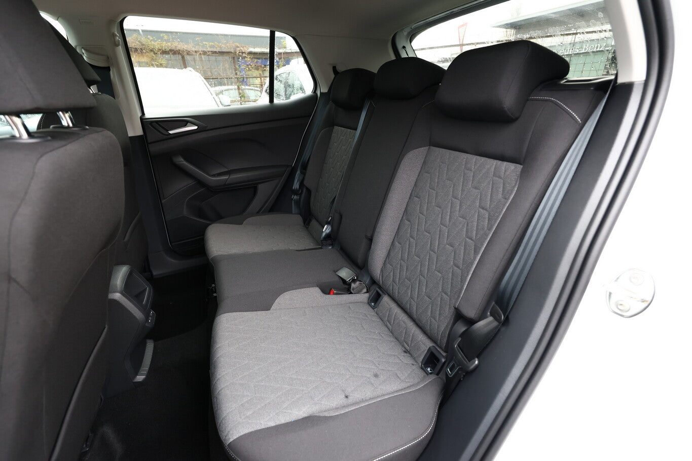 Volkswagen T-Cross TSI 115 DSG IQDrive SHZ Keyl ParkAs KAM 97341121 9