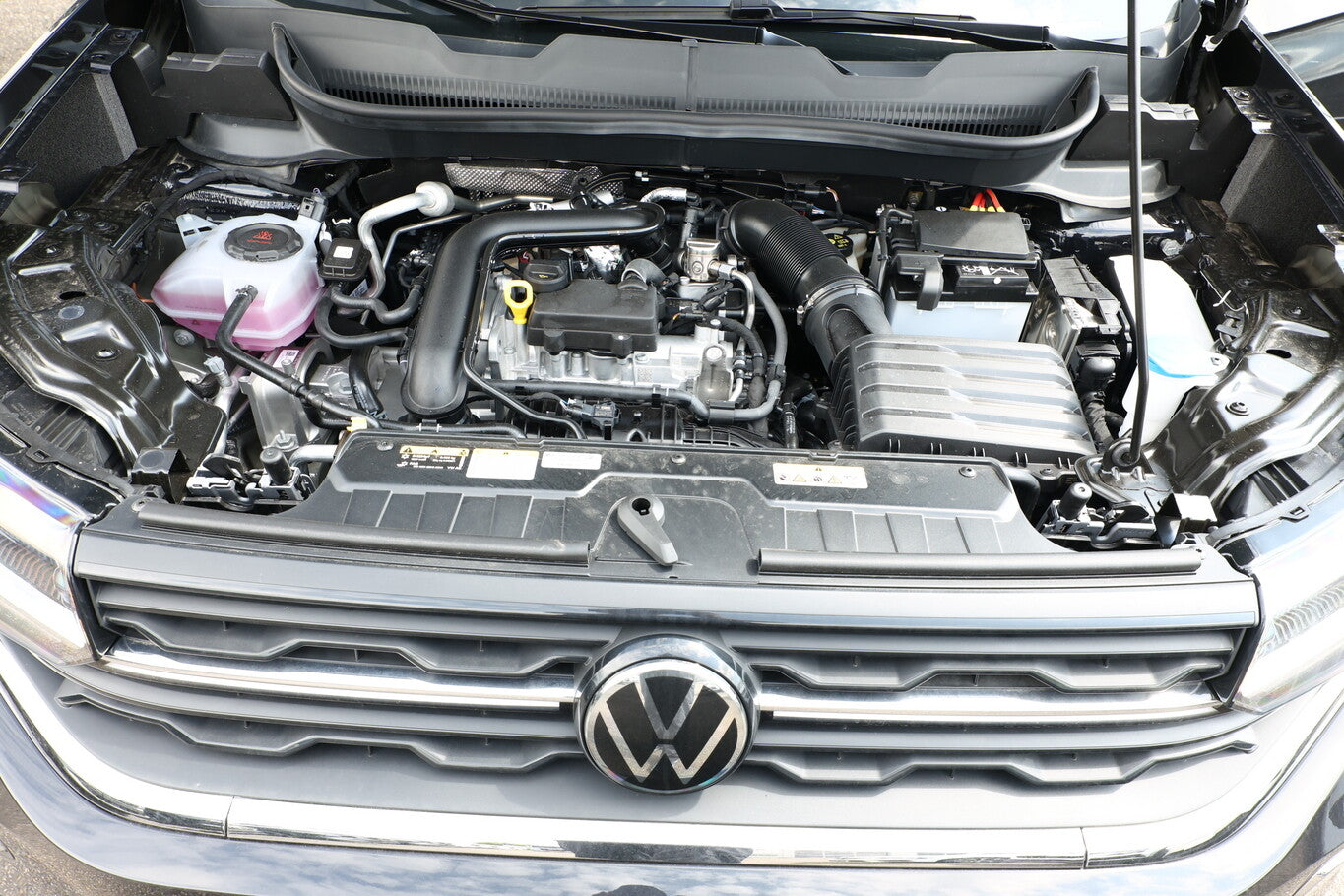 Volkswagen T-Cross 1.0 TSI 115 DSG Matrix 17Z IQ.Drive SHZ 128782369 11