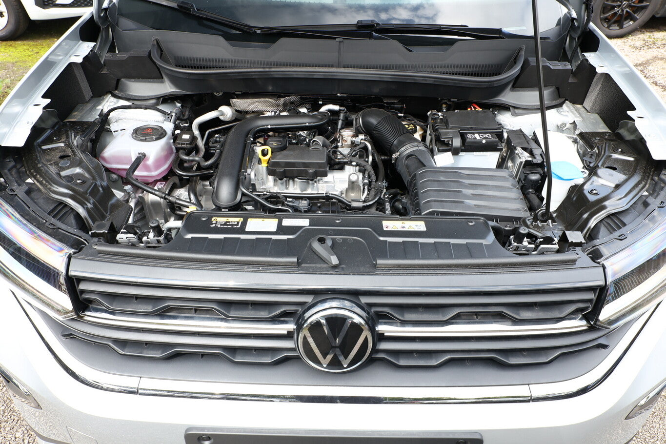 Volkswagen T-Cross 1.0 TSI 115 DSG Matrix 17Z IQ.Drive SHZ 128782399 11