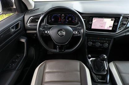 Volkswagen T-Roc 1.5 TSI 150 Sport Leder Pano ACC LED AHK  121223308 6