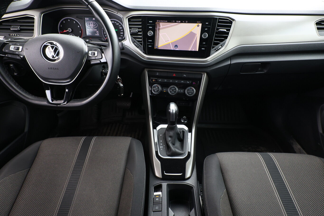 Volkswagen T-Roc 1.5 TSI 150 DSG Style LED ACC Nav PDC SHZ 128482954 7
