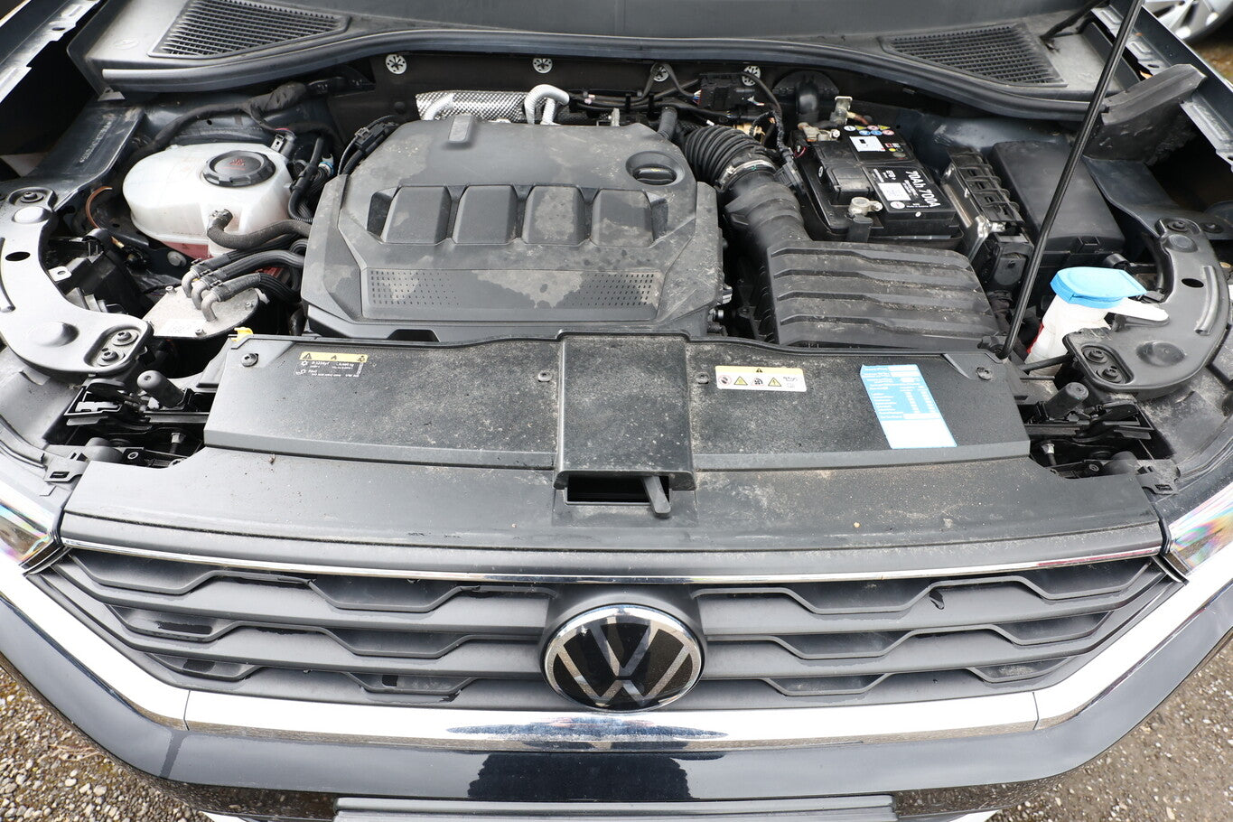 Volkswagen T-Roc 2.0 TDI 150 DSG Active LED Nav ACC PDC eHk 168005596 9