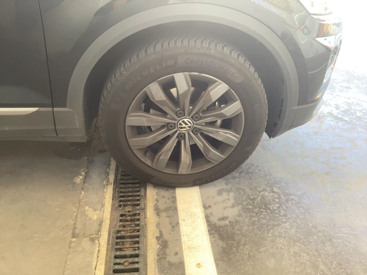 Front right tire