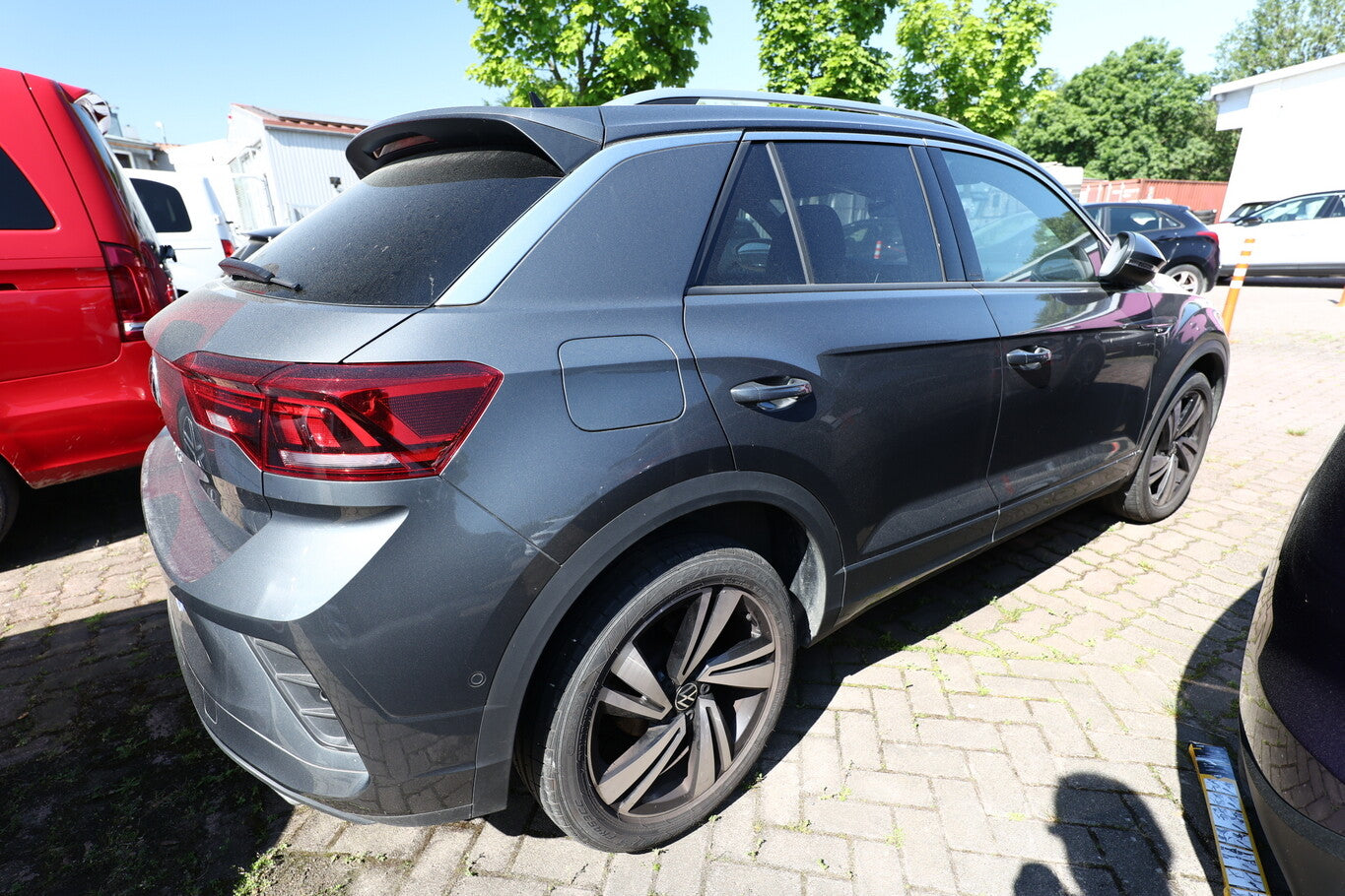 Volkswagen T-Roc 2.0 TDI 150 DSG R-Line LED Nav. PDC 120481531 2