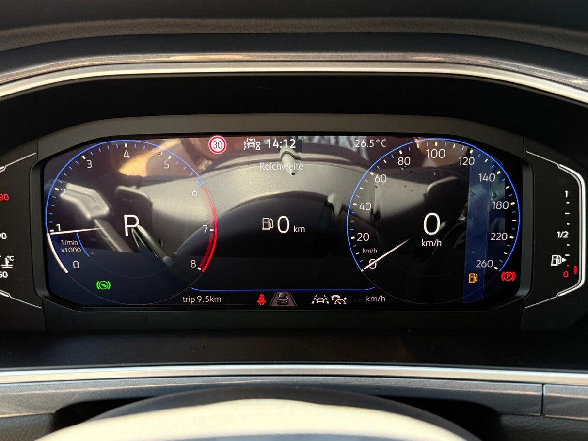 Volkswagen T-Roc 150 DSG Style Matrix eHk ACC SHZ Kam Keyl 123717447 4