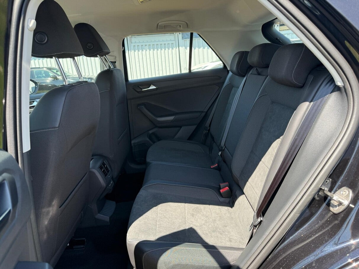 Volkswagen T-Roc 150 DSG Style Matrix eHk ACC SHZ Kam Keyl 123717447 8