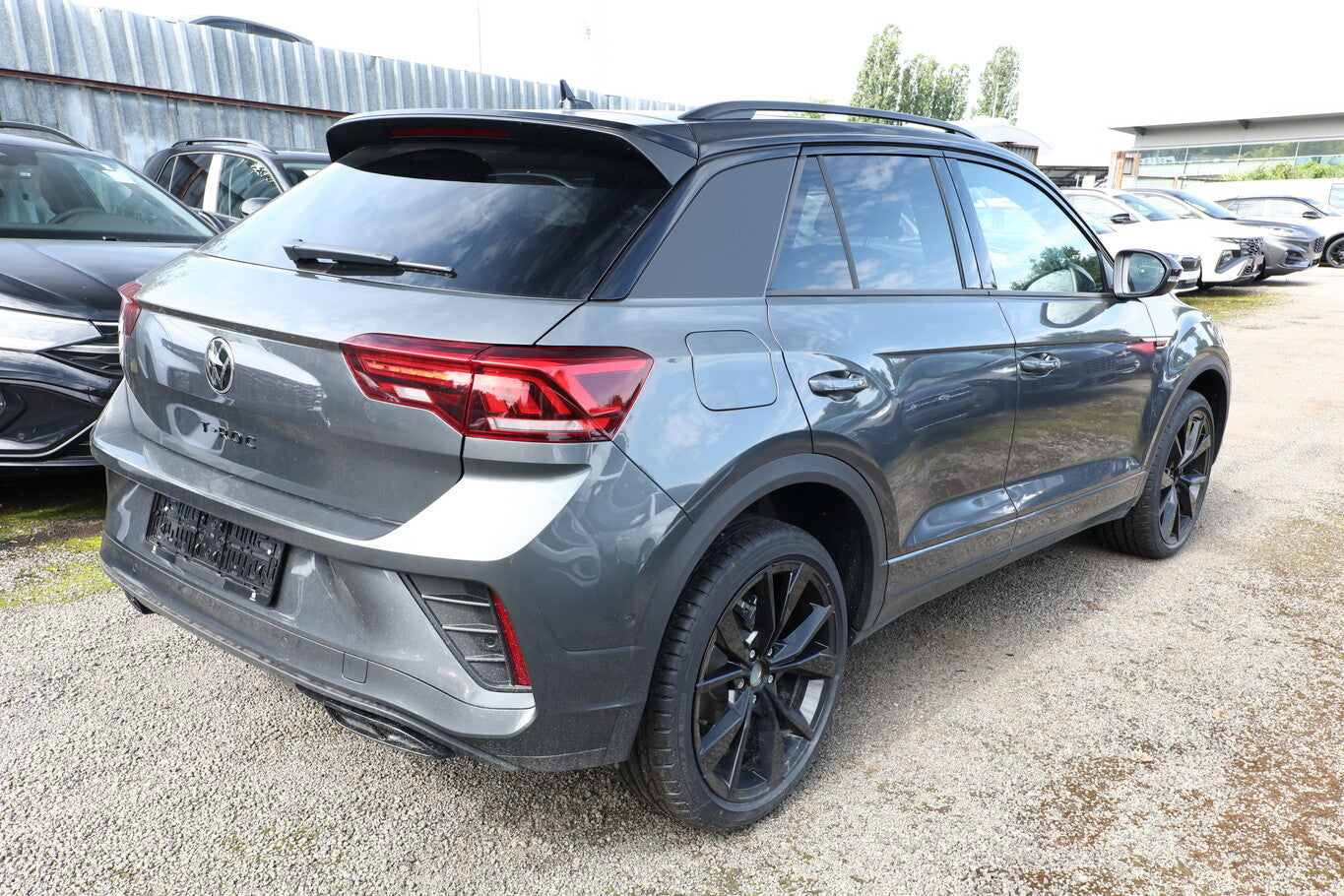 Volkswagen T-Roc TSI DSG R-Line Pano BlackP 19Z LED+ EasyOp 152383601 2