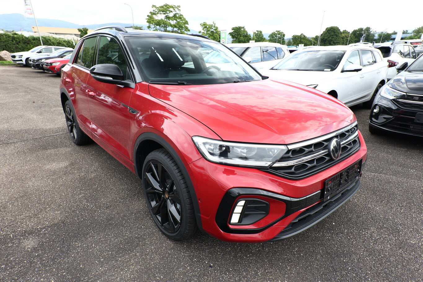Volkswagen T-Roc TSI DSG R-Line Pano BlackP 19Z LED+ EasyOp 153105001 2