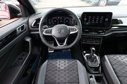 Volkswagen T-Roc TSI DSG R-Line Pano BlackP 19Z LED+ EasyOp 153105001 6