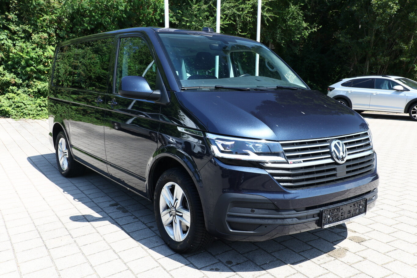 Volkswagen T6.1 Multivan 2.0 TDI 204 DSG 4M NavPro LED AHK  128168109 1