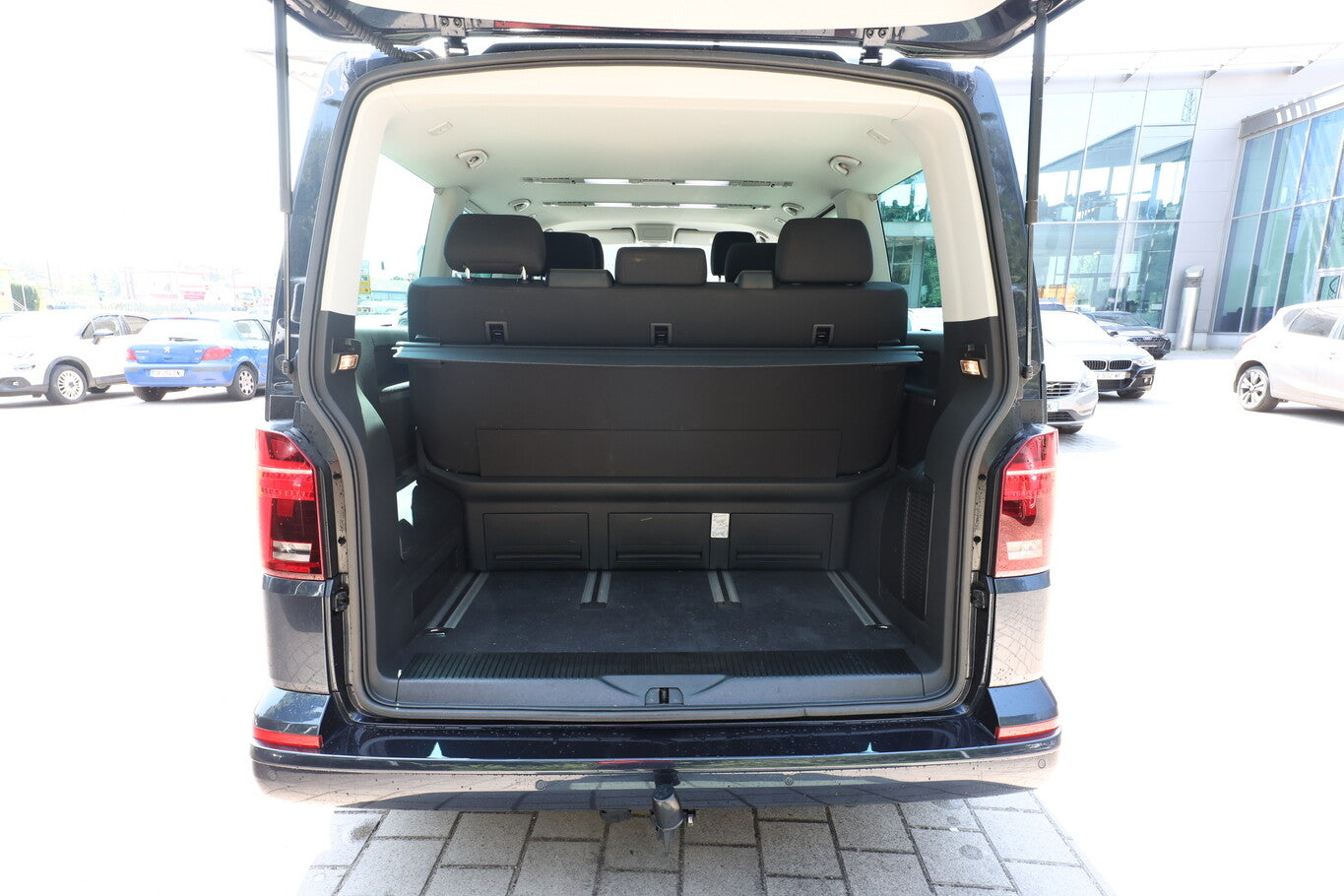 Volkswagen T6.1 Multivan 2.0 TDI 204 DSG 4M NavPro LED AHK  128168109 10
