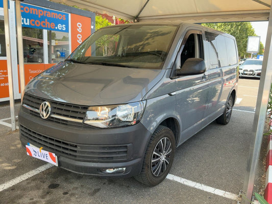Frontal izquierda