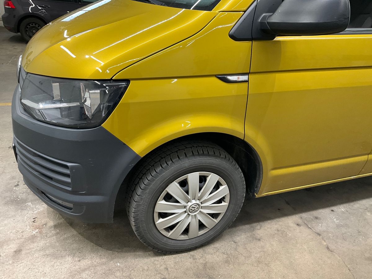 Lateral delantero izquierdo