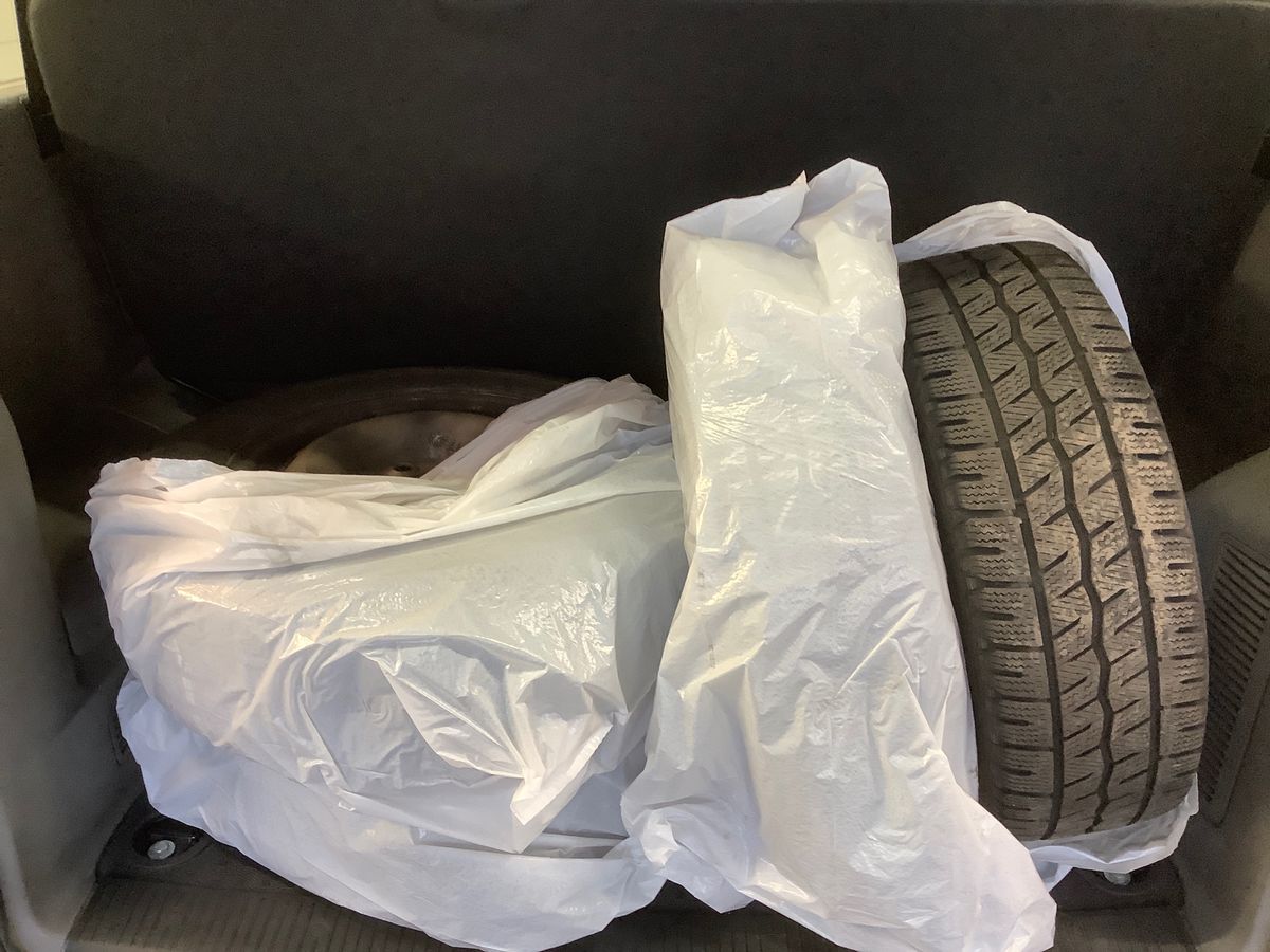 Secondary wheel set
