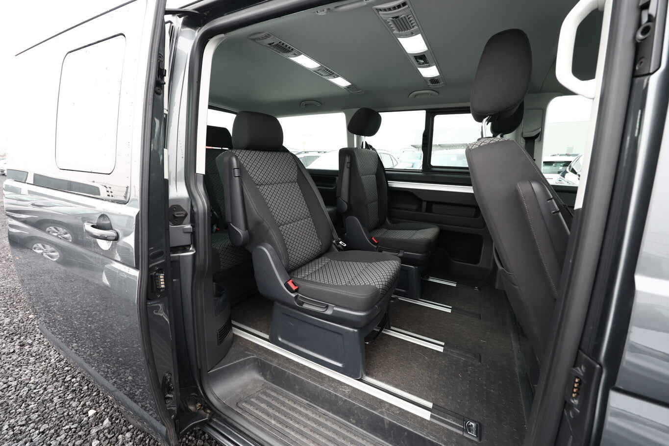 Volkswagen T6.1 Multivan 2.0 TDI 150 DSG7 Trendline 7S Nav  109048694 6